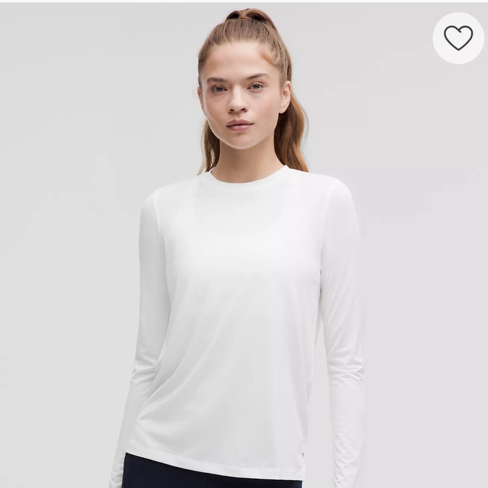 Ultra Hip-Length Ling sleeve t-shirt